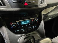 Ford kuga 2.0 tdci titanium plus 4wd 163pk 2014, n-888-xx - afbeelding 28 van  43