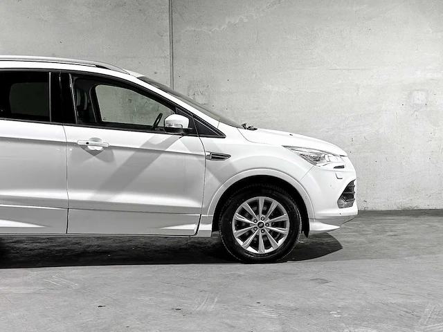 Ford kuga 2.0 tdci titanium plus 4wd 163pk 2014, n-888-xx - afbeelding 9 van  43