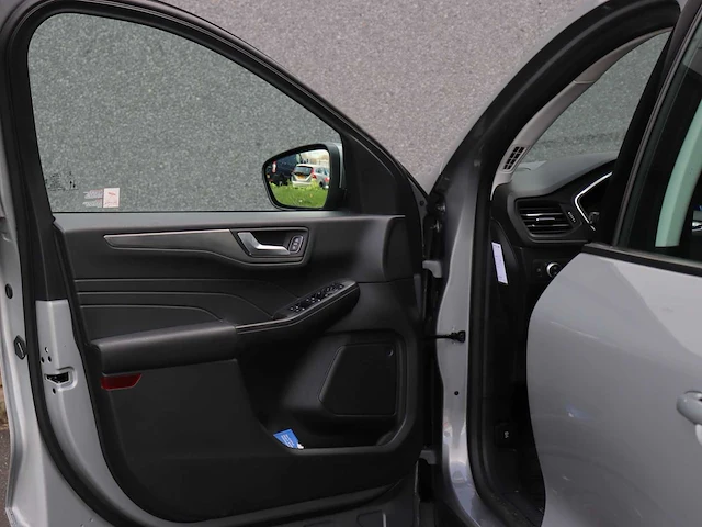 Ford kuga 2.5 phev titanium | l-858-tb - afbeelding 9 van  39