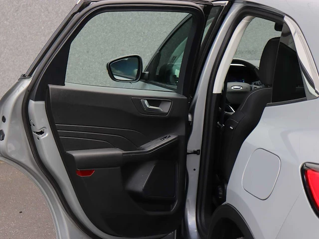 Ford kuga 2.5 phev titanium | l-858-tb - afbeelding 13 van  39