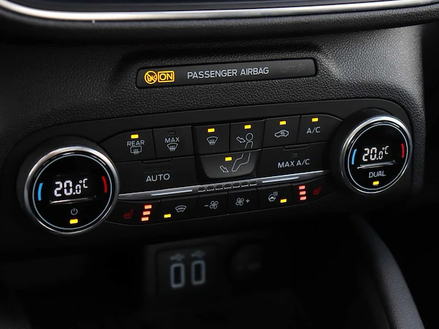 Ford kuga 2.5 phev titanium | l-858-tb - afbeelding 17 van  39