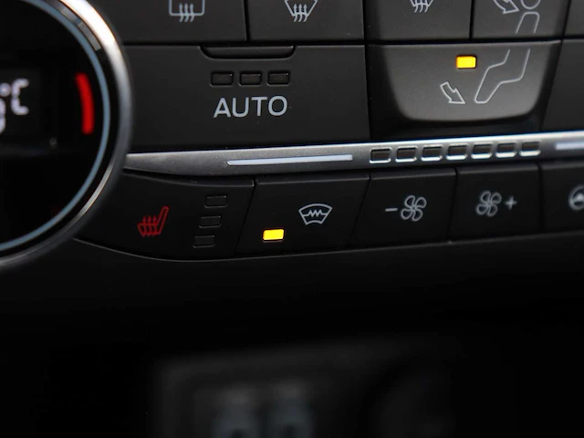 Ford kuga 2.5 phev titanium | l-858-tb - afbeelding 36 van  39