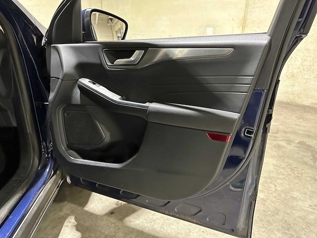 Ford kuga 2.5 phev titanium x 152pk 2021, l-036-hp - afbeelding 35 van  44