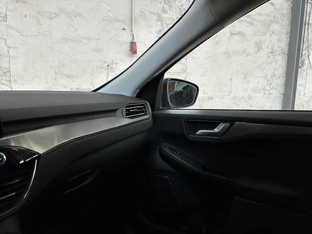 Ford kuga 2.5 phev titanium x 152pk 2021, l-235-dz - afbeelding 24 van  48