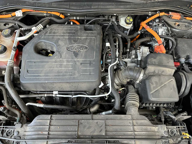 Ford kuga 2.5 phev titanium x 152pk 2021, l-235-dz - afbeelding 42 van  48