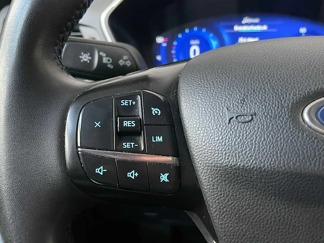 Ford kuga 2.5 phev titanium x 152pk 2022 (origineel-nl+1e eigenaar), p-060-rd - afbeelding 14 van  47