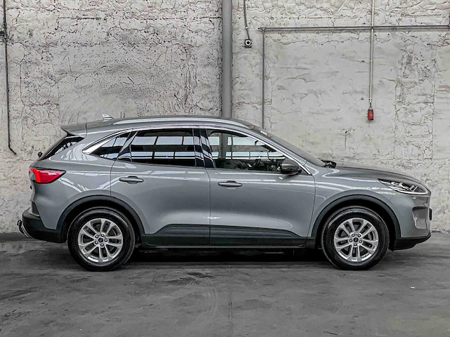 Ford kuga 2.5 phev titanium x 152pk 2022 (origineel-nl+1e eigenaar), p-060-rd - afbeelding 46 van  47