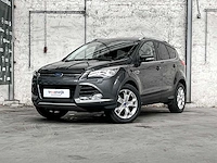 Ford kuga series 55 166pk 2016