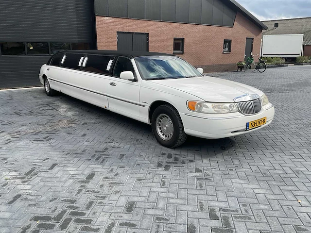 Ford lincoln town car 4.6 signature limousine - afbeelding 12 van  29