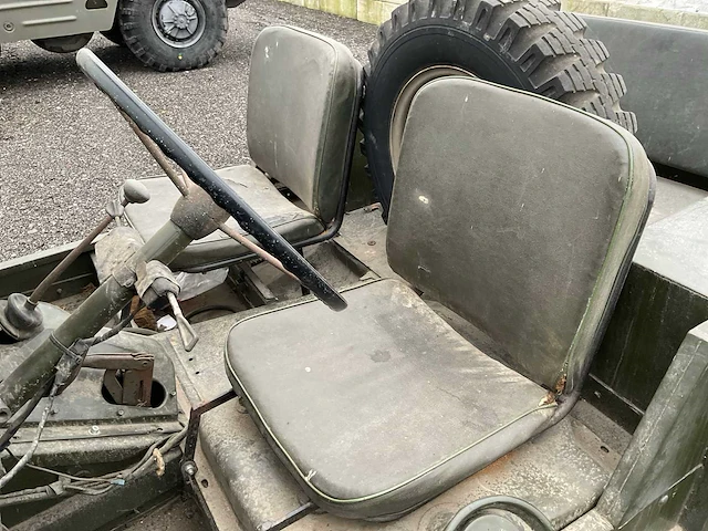 Ford m151 jeep - afbeelding 2 van  23