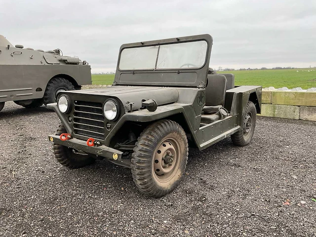 Ford m151 jeep - afbeelding 1 van  23