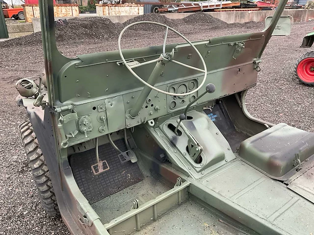 Ford m151 jeep - afbeelding 7 van  23