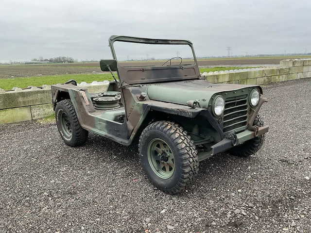 Ford m151 jeep - afbeelding 17 van  23