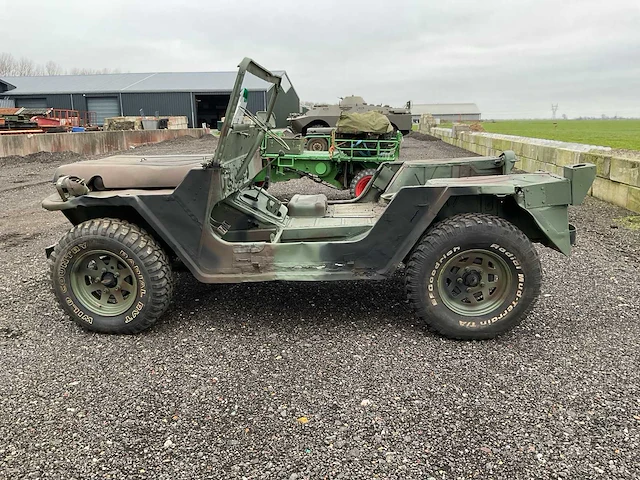 Ford m151 jeep - afbeelding 22 van  23