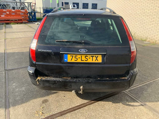 Ford mondeo - 2003 - wagon personenauto - afbeelding 26 van  30