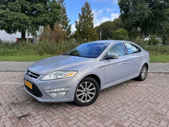 Ford mondeo 1.6 ecob. titanium , ; 00-srj-5 - afbeelding 1 van  18
