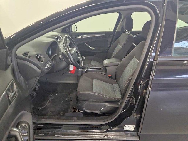 Ford mondeo 1.6 trend business , ; 68-rpz-5 - afbeelding 15 van  19