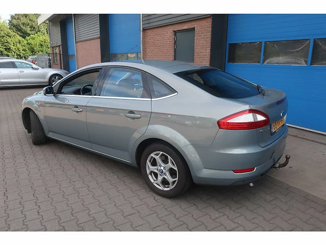 Ford mondeo 2.3-16v titanium, 68-xv-hf - afbeelding 12 van  18