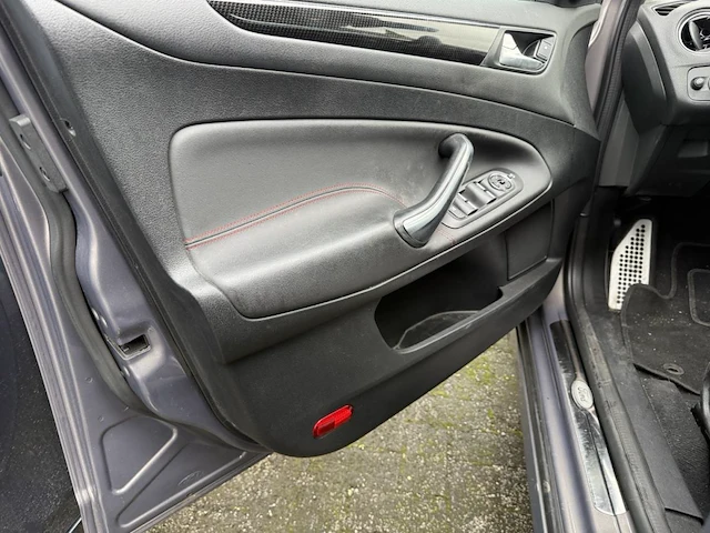 Ford mondeo 5p/d 2.0 turbo ecoboost titanium s 240,2014 - afbeelding 29 van  31