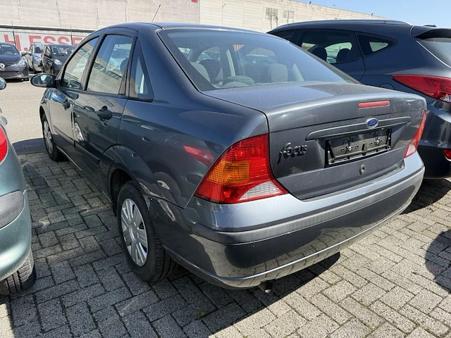 Ford mondeo 5p/d mondeo 2.0i 16v ambiente 145 at, 2003 - afbeelding 22 van  26