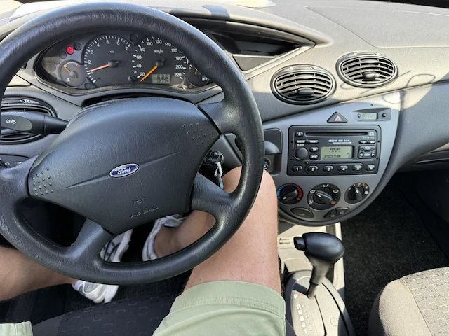 Ford mondeo 5p/d mondeo 2.0i 16v ambiente 145 at, 2003 - afbeelding 25 van  26