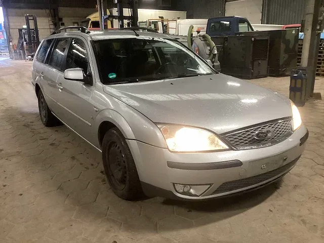 Ford mondeo personenauto - afbeelding 14 van  16