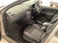 Ford mondeo sedan personenauto - afbeelding 14 van  14
