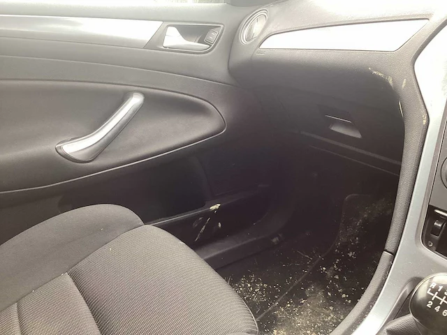 Ford mondeo stationwagen personenauto - afbeelding 10 van  14
