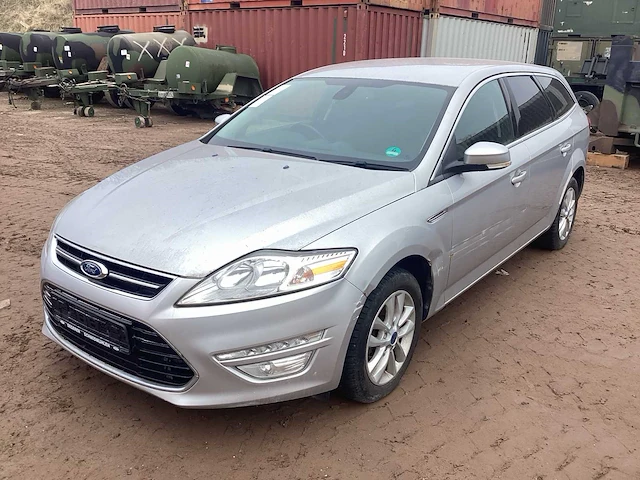 Ford mondeo stationwagen personenauto - afbeelding 1 van  14