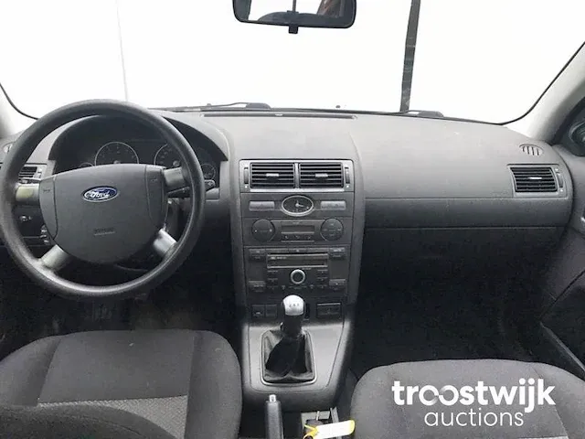 Ford mondeo wagon 1.8 16v ambiente, 47-rb-jf - afbeelding 15 van  16