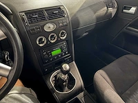 Ford mondeo wagon 1.8-16v cool edition, 84-js-hj - afbeelding 3 van  13
