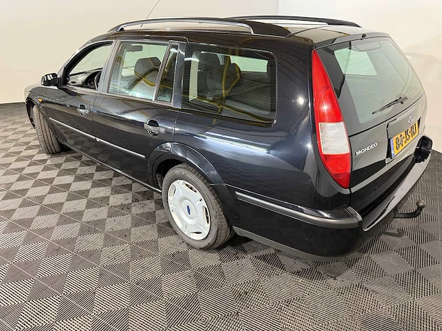 Ford mondeo wagon 1.8-16v cool edition, 84-js-hj - afbeelding 6 van  13