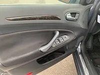 Ford mondeo wagon 2.0 16v ghia, 74-zh-rj - afbeelding 10 van  26