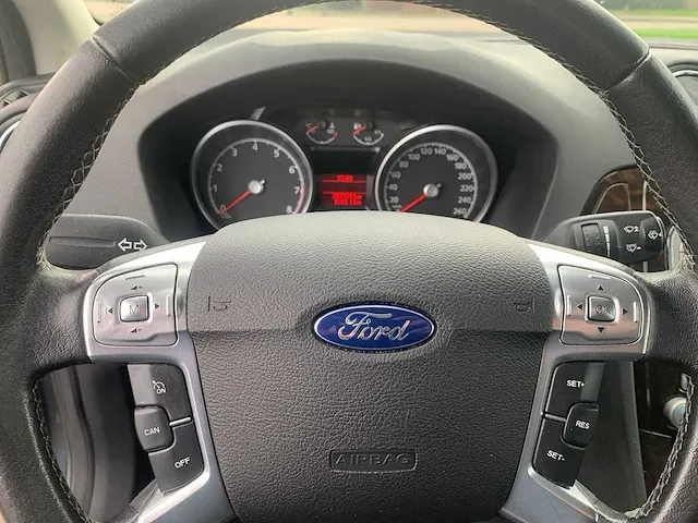 Ford mondeo wagon 2.0 16v ghia, 74-zh-rj - afbeelding 11 van  26