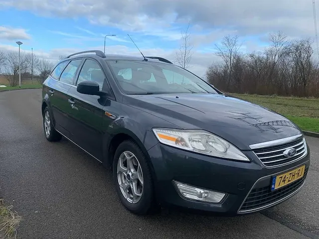 Ford mondeo wagon 2.0 16v ghia, 74-zh-rj - afbeelding 21 van  26