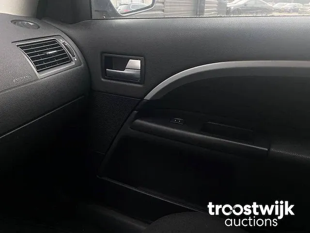 Ford mondeo wagon 2.0 tdci futura automaat, 48-ph-pt - afbeelding 4 van  14