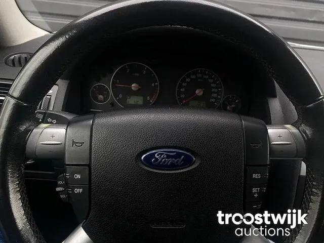 Ford mondeo wagon 2.0 tdci futura automaat, 48-ph-pt - afbeelding 10 van  14