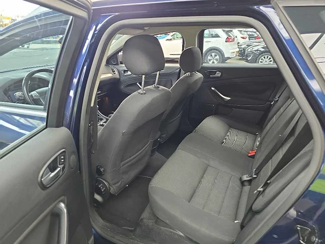 Ford mondeo wagon 2.0 tdci ghia 2009 | 73-kgh-9 - afbeelding 6 van  16
