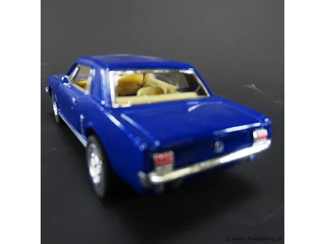 Ford mustang (1964) blauw - afbeelding 3 van  5