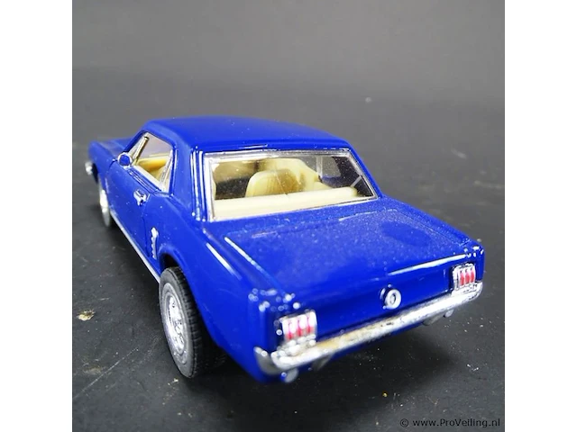 Ford mustang (1964) blauw - afbeelding 3 van  5