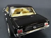 Ford mustang (1964) zwart - afbeelding 3 van  5