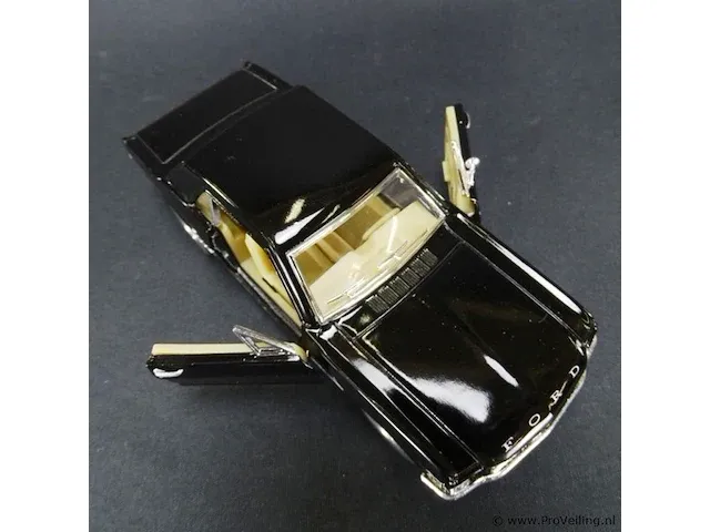 Ford mustang (1964) zwart - afbeelding 5 van  5