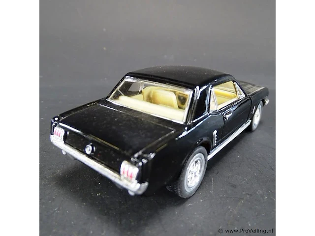 Ford mustang (1964) zwart - afbeelding 2 van  3