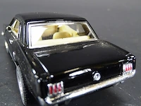 Ford mustang (1964) zwart - afbeelding 3 van  5
