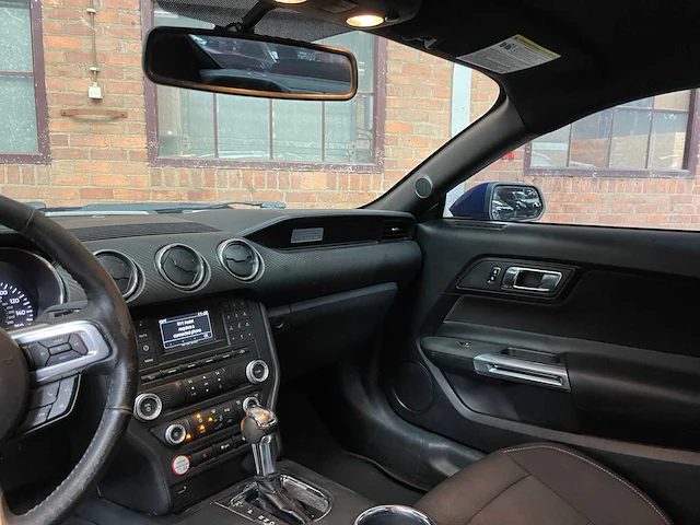 Ford mustang 3.7 v6 300pk 2015 coupé - afbeelding 13 van  36