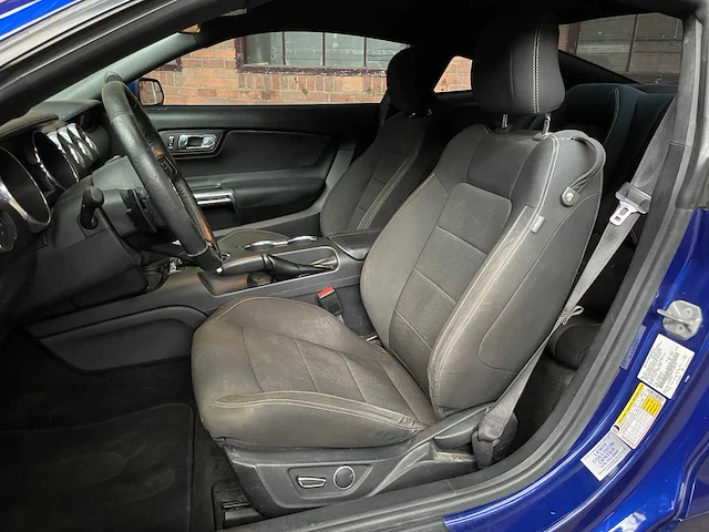 Ford mustang 3.7 v6 300pk 2015 coupé - afbeelding 28 van  36