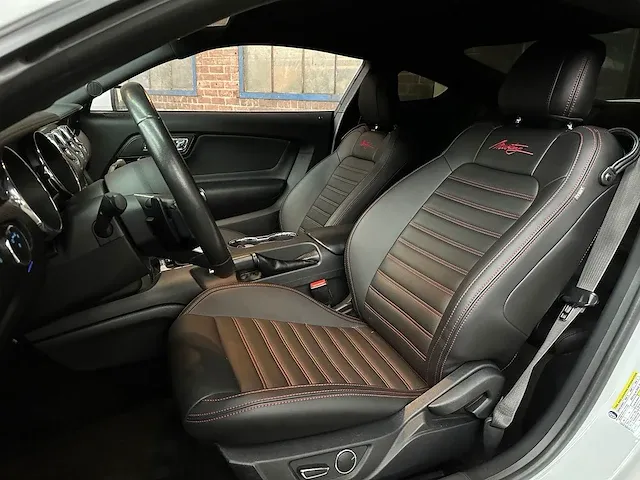 Ford mustang 3.7 v6 300pk 2016 - afbeelding 59 van  67