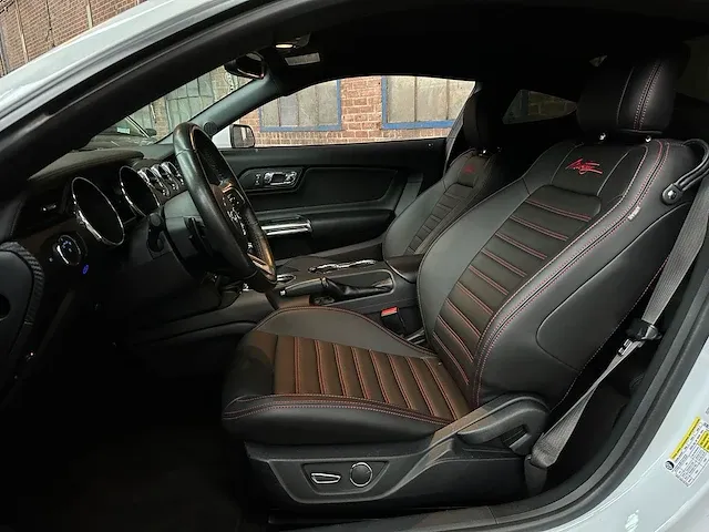 Ford mustang 3.7 v6 300pk 2016 - afbeelding 60 van  67