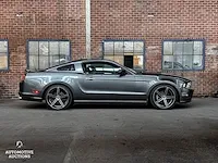 Ford mustang 3.7 v6 305pk 2014, s-226-sj - afbeelding 2 van  46