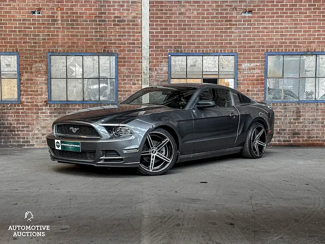 Ford mustang 3.7 v6 305pk 2014, s-226-sj - afbeelding 1 van  46